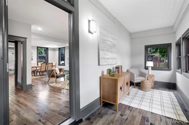 $459,900 | 2118 McCausland Avenue, St. Louis, MO 63143