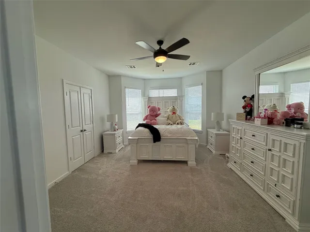 $425,900 | 2412 Elliott Shr Lane, La Porte, TX 77571