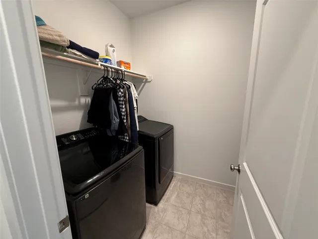 $425,900 | 2412 Elliott Shr Lane, La Porte, TX 77571