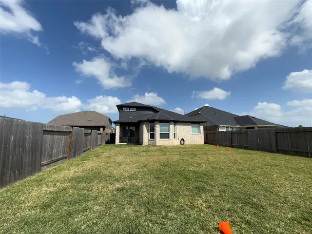 $425,900 | 2412 Elliott Shr Lane, La Porte, TX 77571