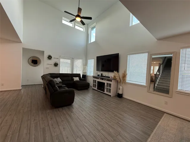 $425,900 | 2412 Elliott Shr Lane, La Porte, TX 77571