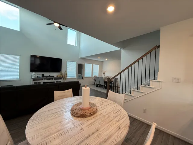 $425,900 | 2412 Elliott Shr Lane, La Porte, TX 77571