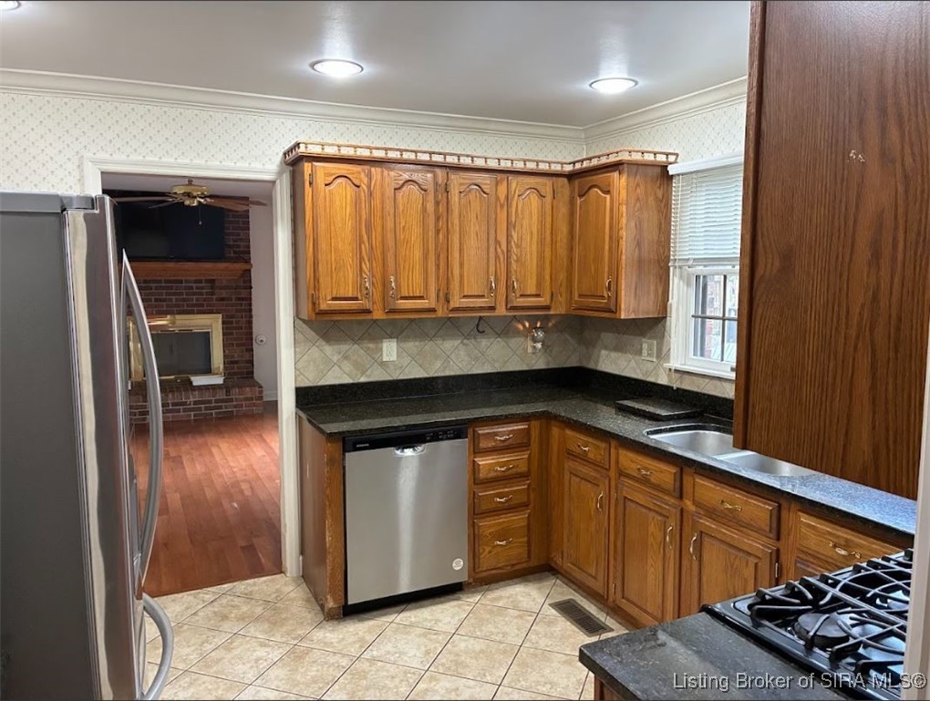 124 Cherry Trace Madison, IN 47250 - Photo 4 of 17
