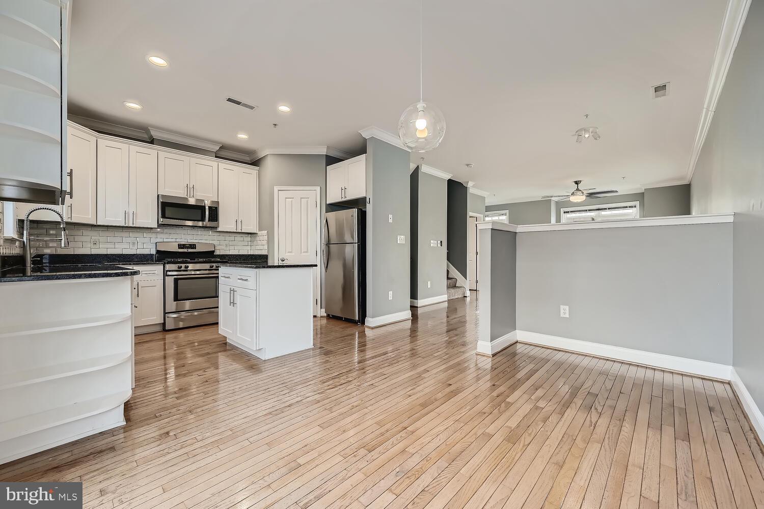 405 South Poppleton Street Baltimore, MD 21230 - Photo 7 of 30 Dining Room