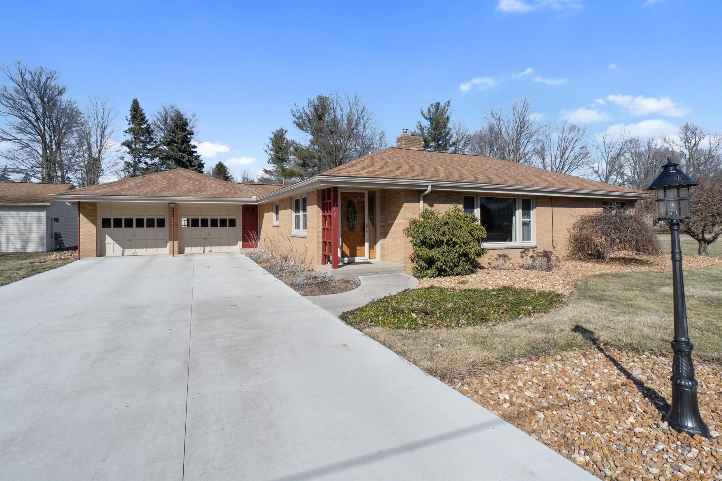 306 East Main Street Springport, MI 49284 - Photo 2 of 32 306 E Main St Hanover MI 49241 - 0004