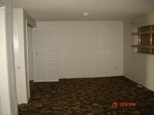 1260 West Wapato Road Wapato, WA 98951 - Photo 14 of 27 a view of utility room