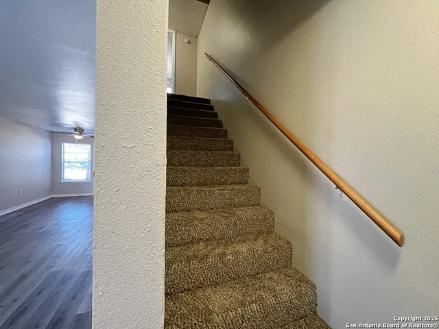 $925 | 2802 Lasses Boulevard, Unit 13, San Antonio, TX 78223