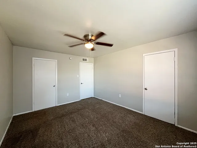 $925 | 2802 Lasses Boulevard, Unit 13, San Antonio, TX 78223