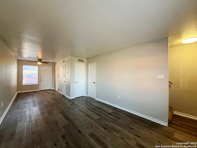 $925 | 2802 Lasses Boulevard, Unit 13, San Antonio, TX 78223