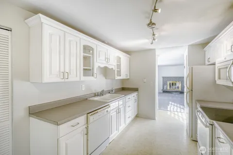 $399,950 | 1333 South Winnifred Street, Tacoma, WA 98465