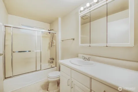 $399,950 | 1333 South Winnifred Street, Tacoma, WA 98465