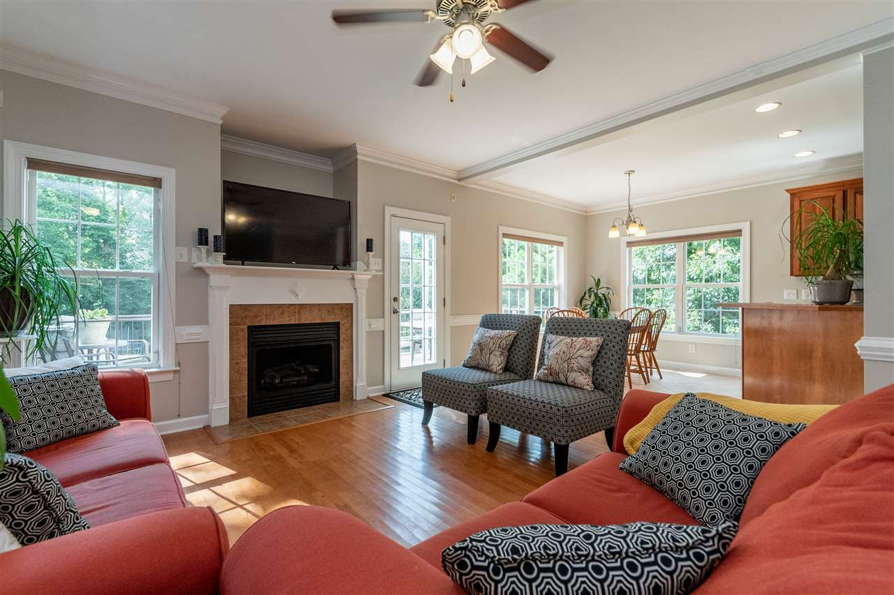 290 Jamison Drive Raleigh, NC 27610 - Photo 12 of 25 Living Room