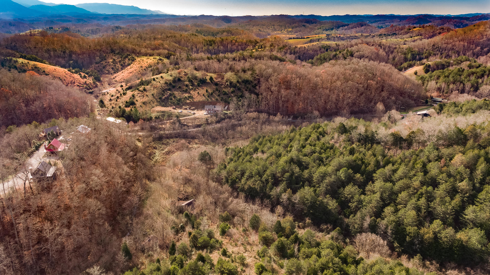 002 Indian Gap Road Sevierville, TN 37876 - Photo 13 of 16 -26