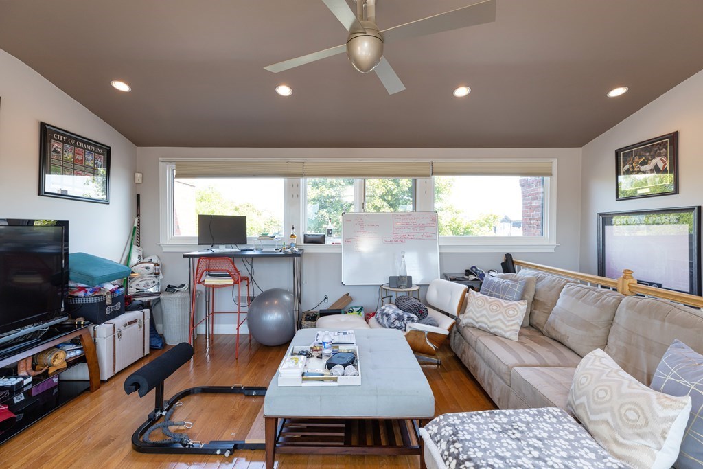 293 K Street, Unit 2 Boston, MA 02127 - Photo 24 of 29