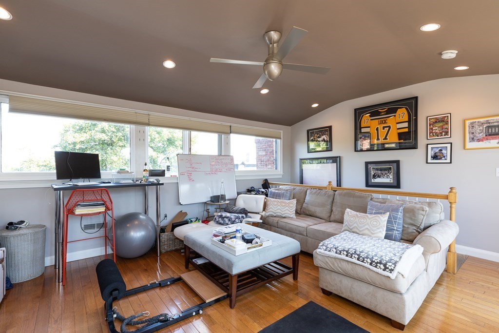 293 K Street, Unit 2 Boston, MA 02127 - Photo 25 of 29