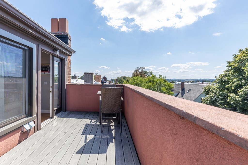 293 K Street, Unit 2 Boston, MA 02127 - Photo 27 of 29