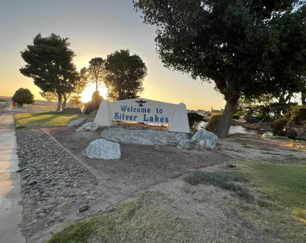 $439,900 | 27539 Silver Lakes Parkway, Helendale, CA 92342