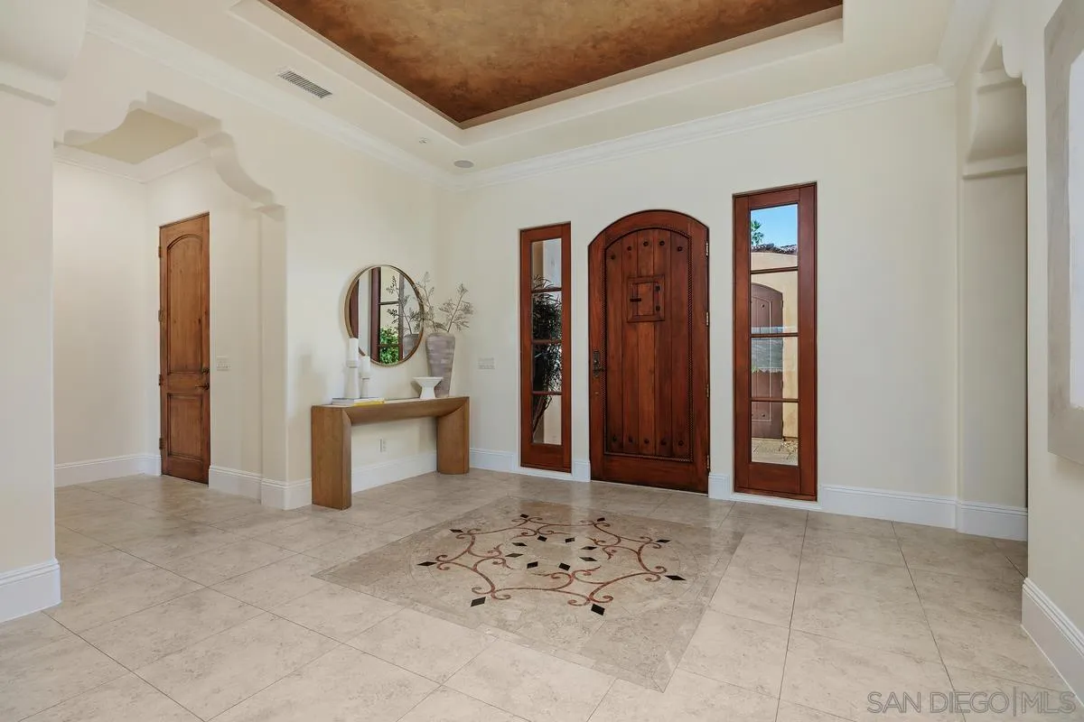 16647 Riding High Way San Diego, CA 92127 - Photo 10 of 62