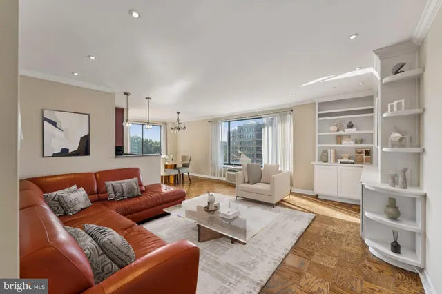 $519,000 | 2501 Calvert Street Northwest, Unit 701, Washington, DC 20008