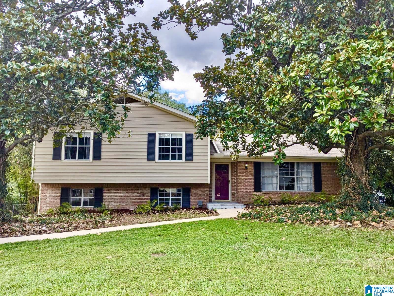 928 Willow Bend Road Pelham, AL 35124 - Photo 1 of 50