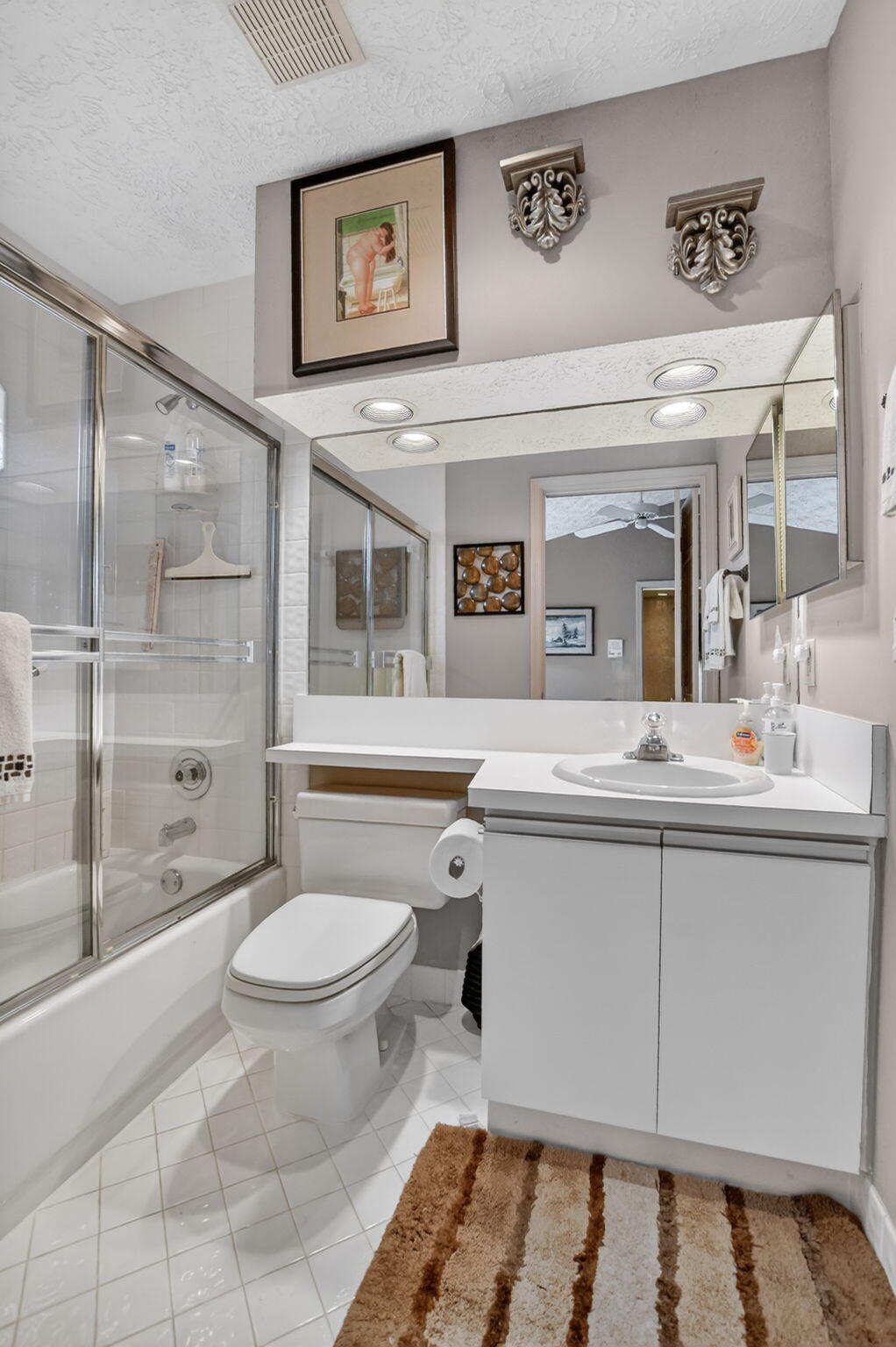 22582 Meridiana Drive Boca Raton, FL 33433 - Photo 36 of 60 Bathroom 2