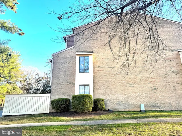 $2,300 | 20127 Welbeck Terrace, Montgomery Village, MD 20886