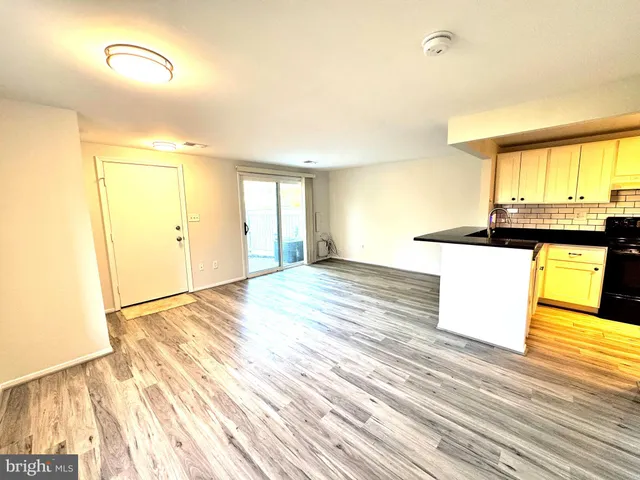 $2,300 | 20127 Welbeck Terrace, Montgomery Village, MD 20886