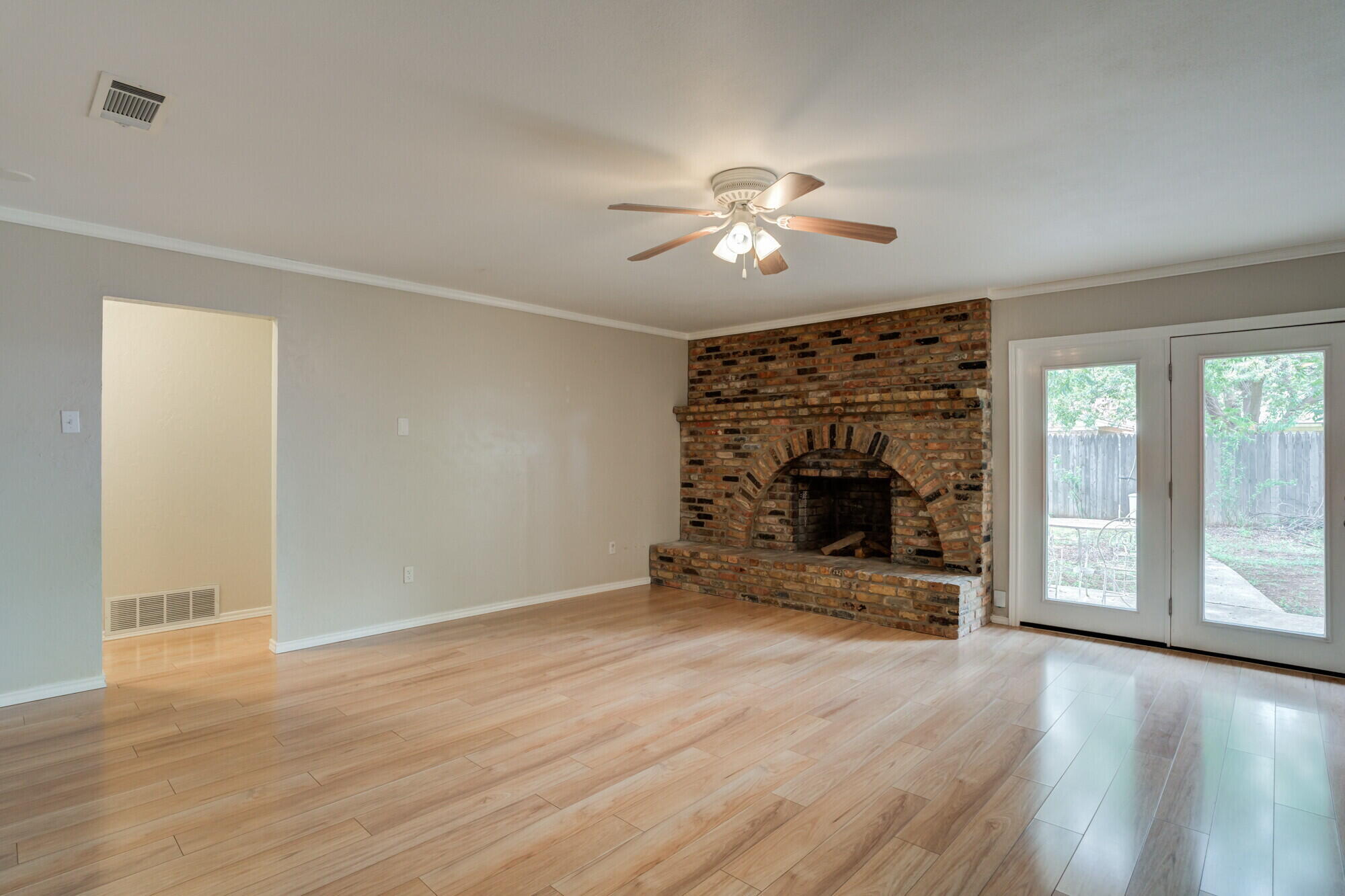 2621 76th Street Lubbock, TX 79423 - Photo 4 of 31 DSC07596_597_598_599_600