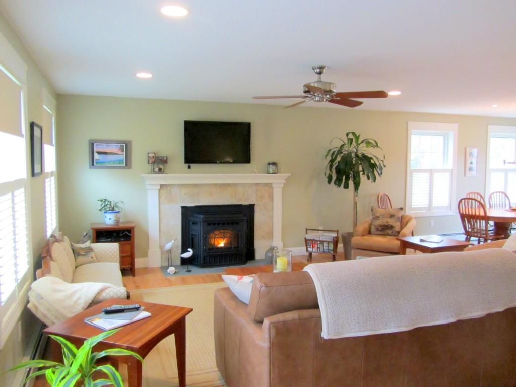 7 Seaveys Landing Road Scarborough, ME 04074 - Photo 11 of 34 Photo