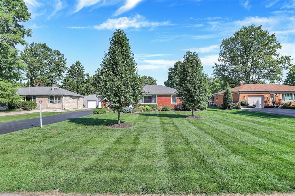 312 Maxwell Road Indianapolis, IN 46217 - Photo 3 of 45 Gallery Image 3