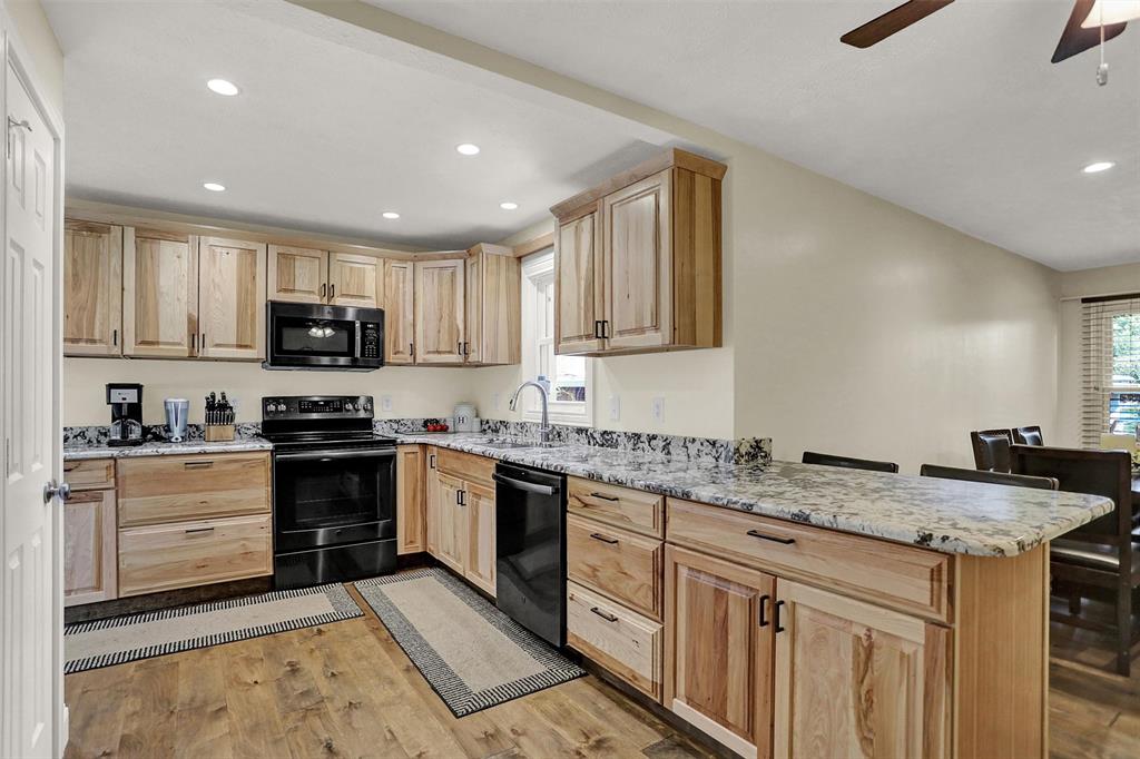 312 Maxwell Road Indianapolis, IN 46217 - Photo 7 of 45 Gallery Image 7