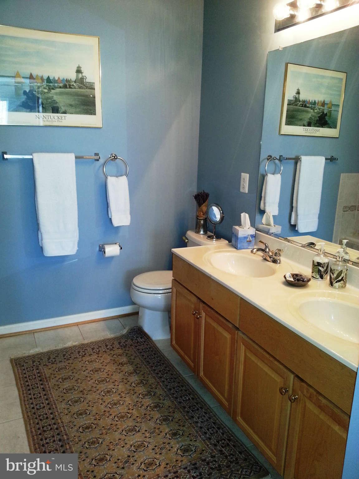 25272 Riffleford Square, Unit 204 Chantilly, VA 20152 - Photo 11 of 27 Bedroom (Master)