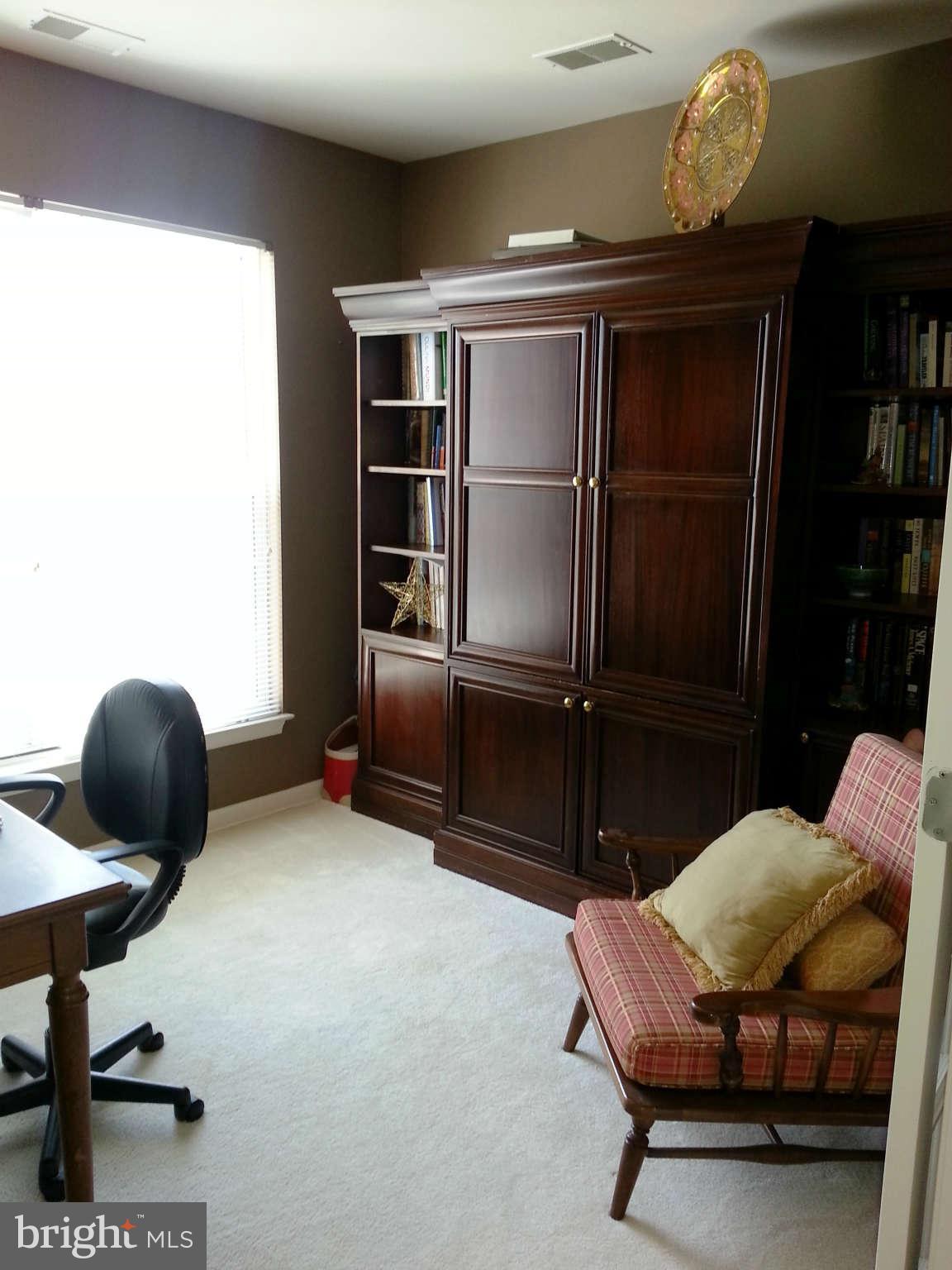 25272 Riffleford Square, Unit 204 Chantilly, VA 20152 - Photo 14 of 27 Family Room