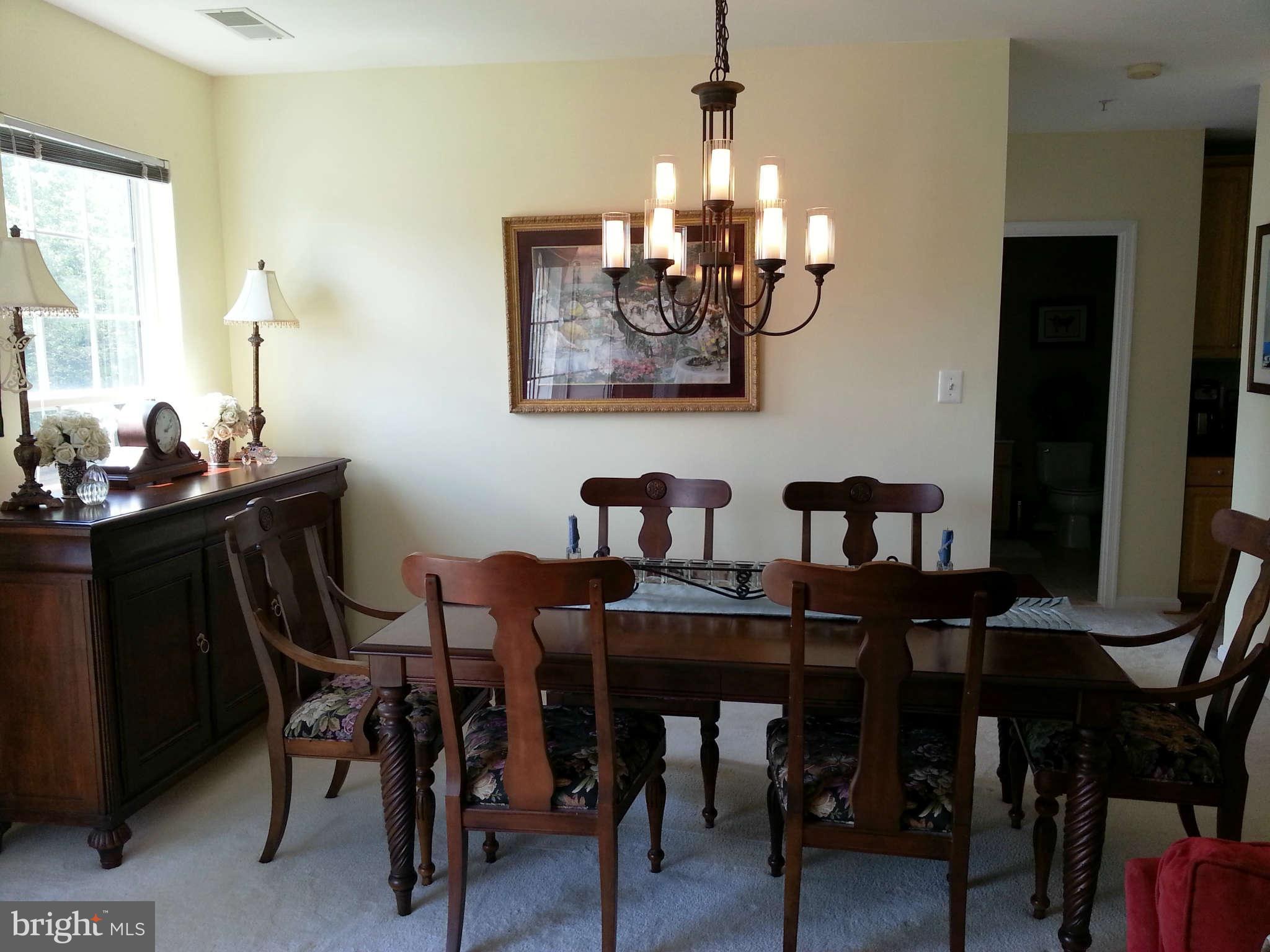 25272 Riffleford Square, Unit 204 Chantilly, VA 20152 - Photo 16 of 27 Dining Room