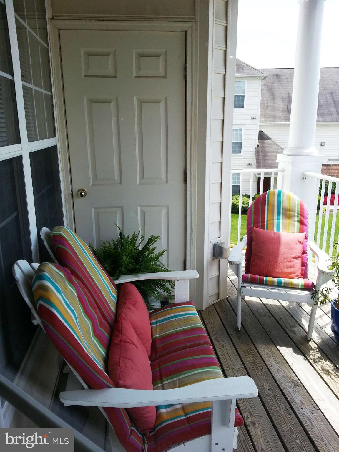 25272 Riffleford Square, Unit 204 Chantilly, VA 20152 - Photo 22 of 27 Exterior (General)