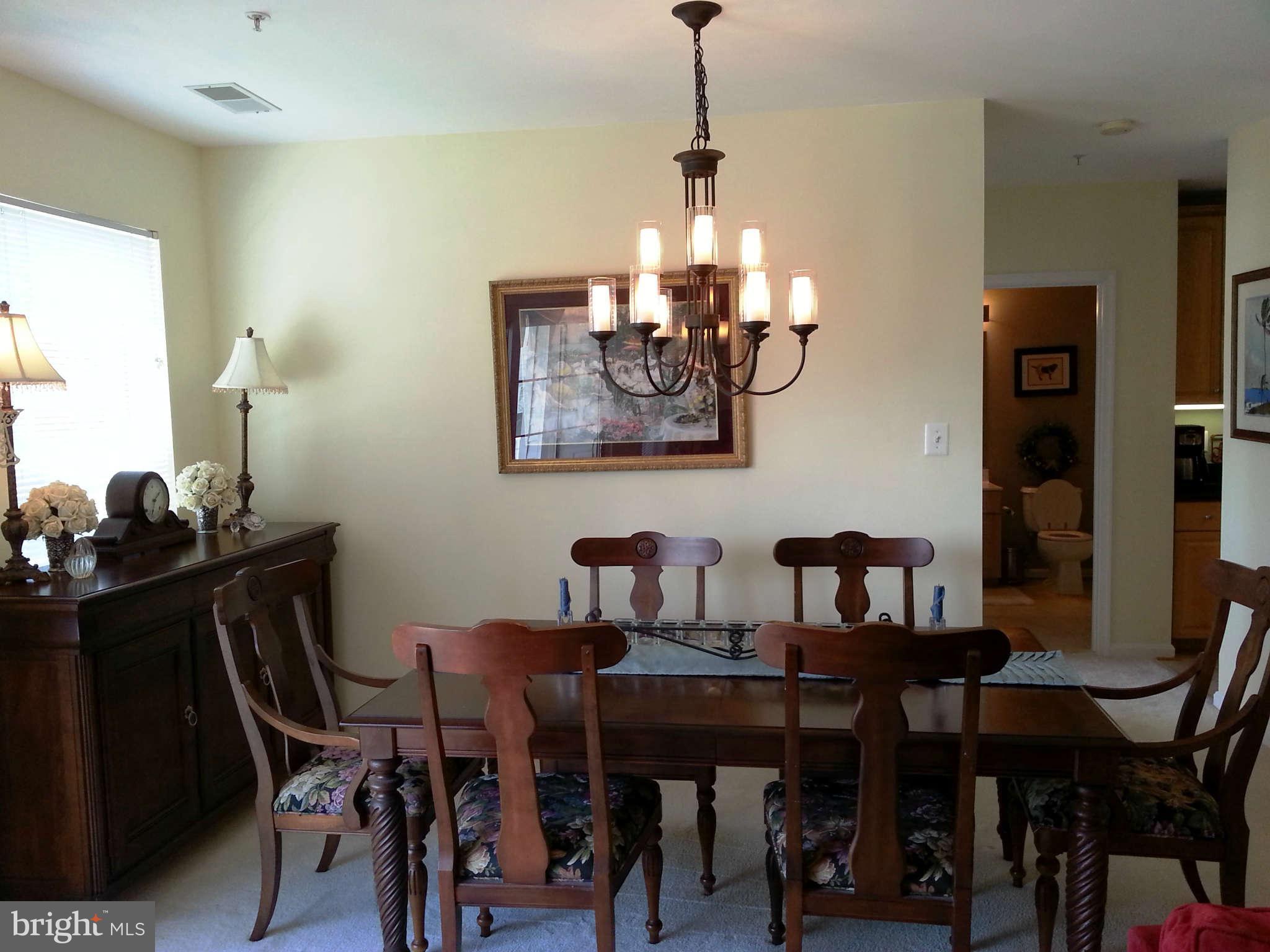 25272 Riffleford Square, Unit 204 Chantilly, VA 20152 - Photo 6 of 27 Dining Room