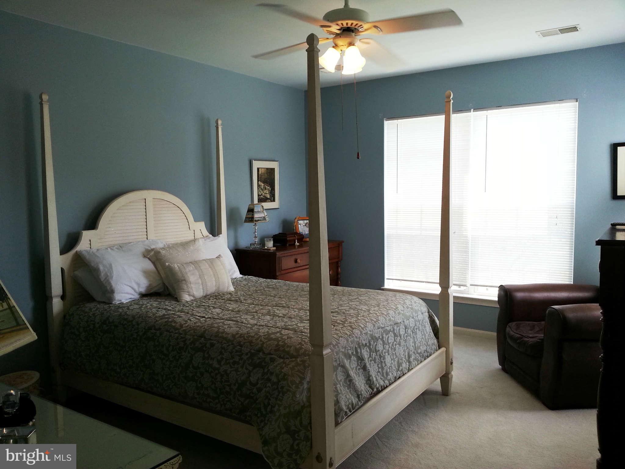 25272 Riffleford Square, Unit 204 Chantilly, VA 20152 - Photo 10 of 27 Bedroom (Master)