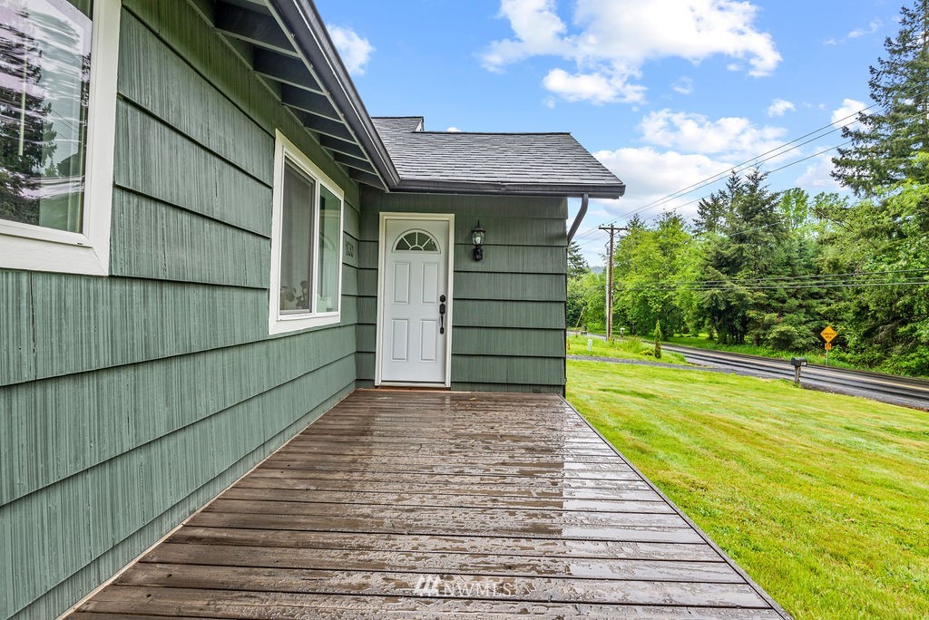 1130 Coal Creek Road Longview, WA 98632 - Photo 22 of 23 Gallery Image 22