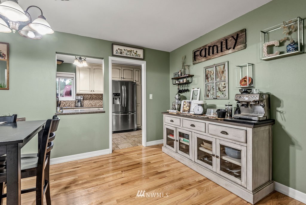 1130 Coal Creek Road Longview, WA 98632 - Photo 7 of 23 Gallery Image 7