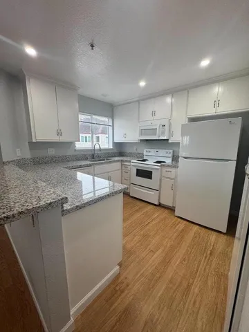 $3,850 | 741 Pointe Pacific Drive, Unit 10, Daly City, CA 94014