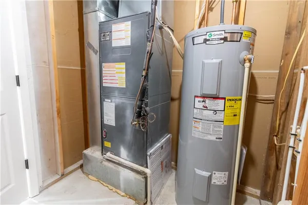 $329,900 | 1005 East Pearl Court, Savannah, MO 64485