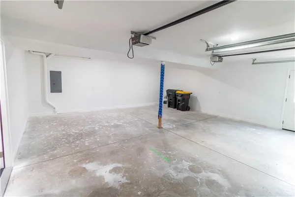 $329,900 | 1005 East Pearl Court, Savannah, MO 64485