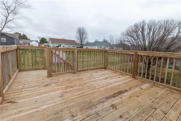 $329,900 | 1005 East Pearl Court, Savannah, MO 64485