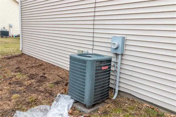 $329,900 | 1005 East Pearl Court, Savannah, MO 64485