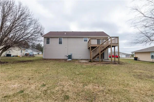 $329,900 | 1005 East Pearl Court, Savannah, MO 64485