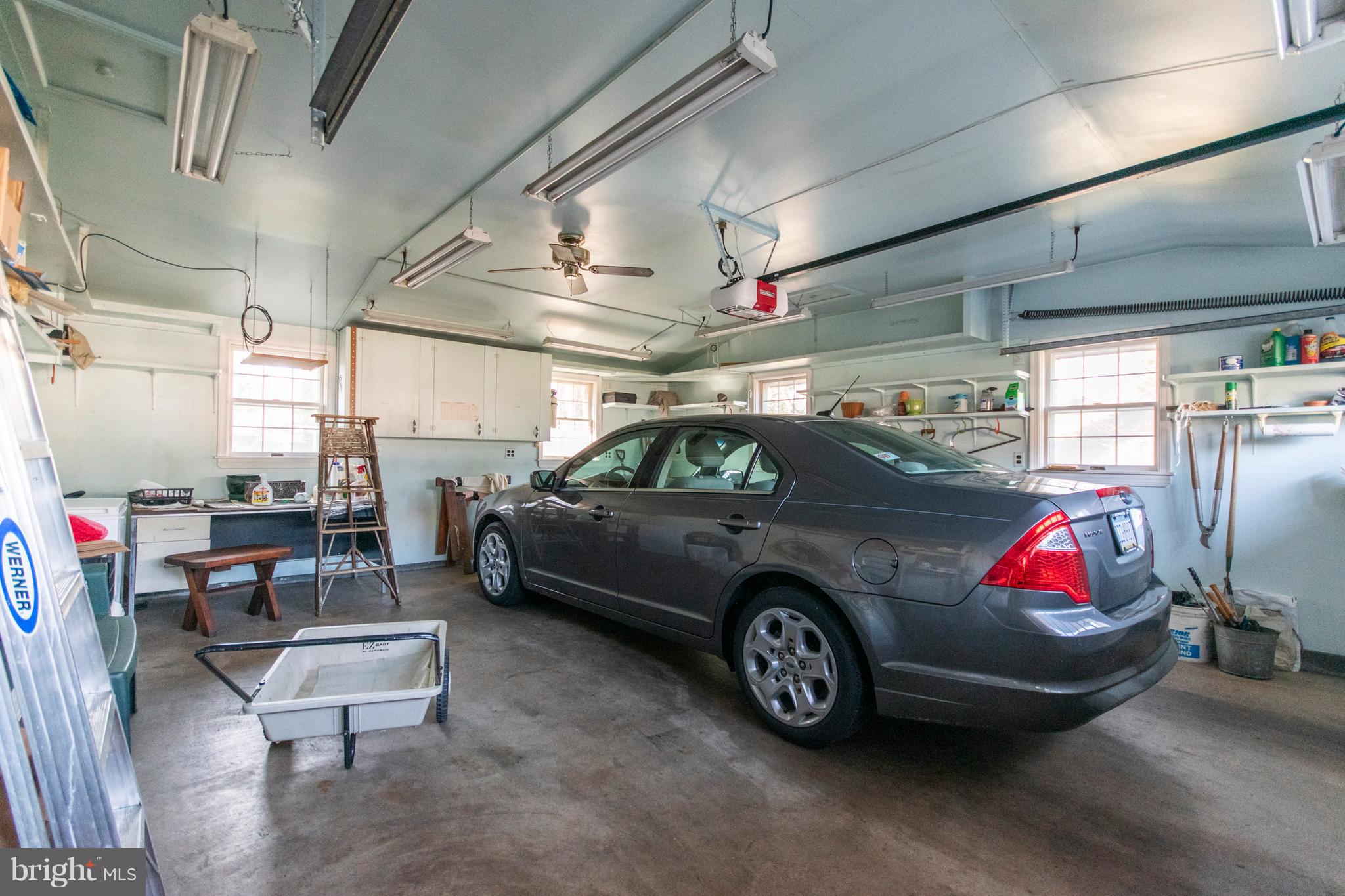 2590 High Road Huntingdon Valley, PA 19006 - Photo 24 of 26 Two Car Gatage