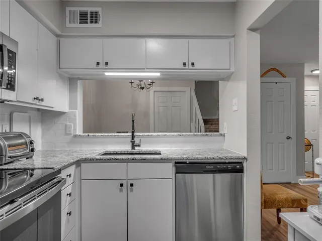 $260,900 | 5200 Martel Avenue, Unit 27B, Dallas, TX 75206