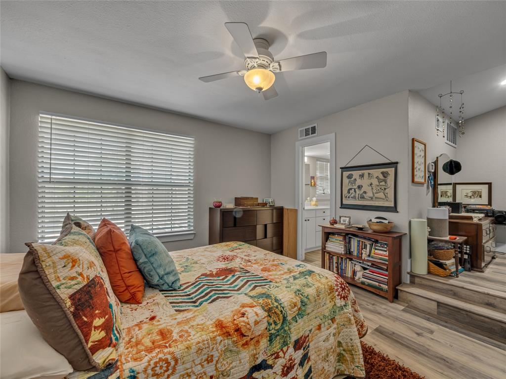 5200 Martel Avenue, Unit 27B Dallas, TX 75206 - Photo 24 of 33 Level 2