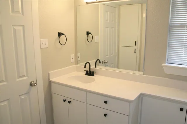 $260,900 | 5200 Martel Avenue, Unit 27B, Dallas, TX 75206