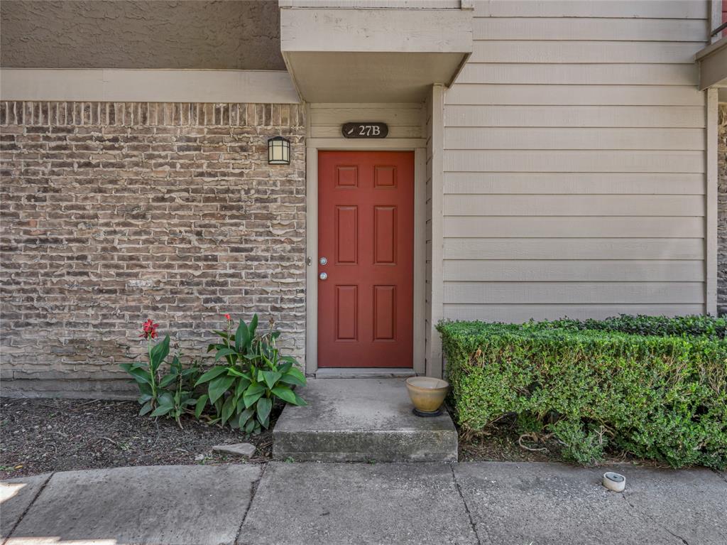 5200 Martel Avenue, Unit 27B Dallas, TX 75206 - Photo 3 of 33
